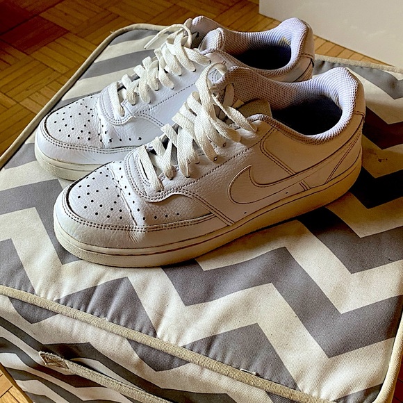 Nike Air Force 1 - White - Women Size 8 - Picture 3 of 5